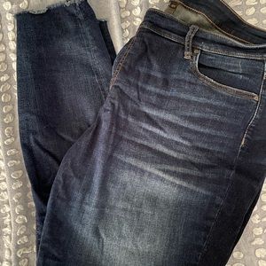 KUT from Kloth Skinny jeans.